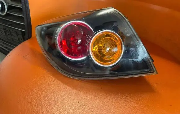Mazda 3 I Rear/tail lights HECBECK