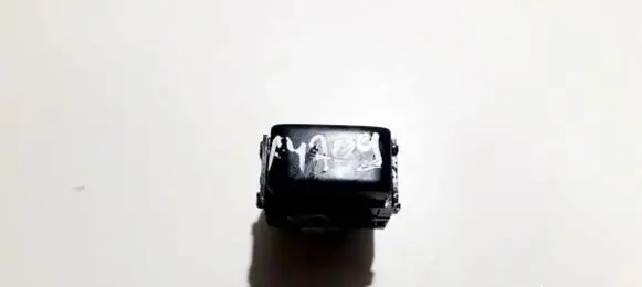 Nissan Qashqai ESP (stability program) switch 