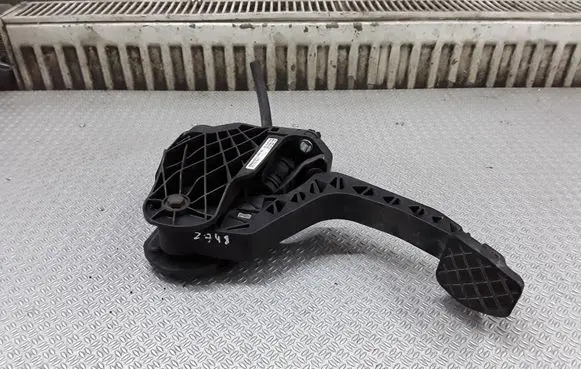 Clutch pedal