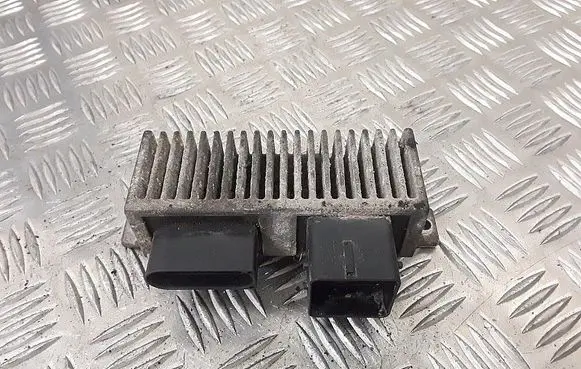 Renault Trafic III (X82) Glow plug pre-heat relay 271206395r rcs812