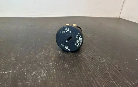 BMW 3 F30 F35 F31 Passenger airbag on/off switch 9196886