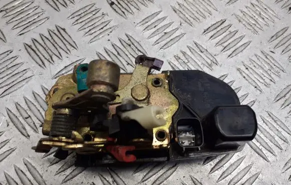 Chrysler PT Cruiser Front door lock BRAK