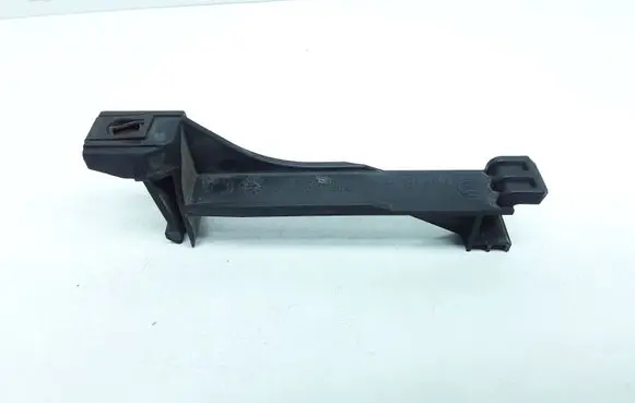 Mercedes-Benz ML W164 Radiator mount bracket A1645040118