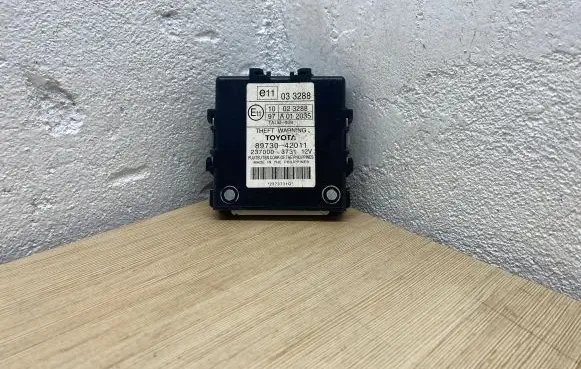 Toyota RAV 4 (XA30) Alarm control unit/module 8973042011 2373731Q