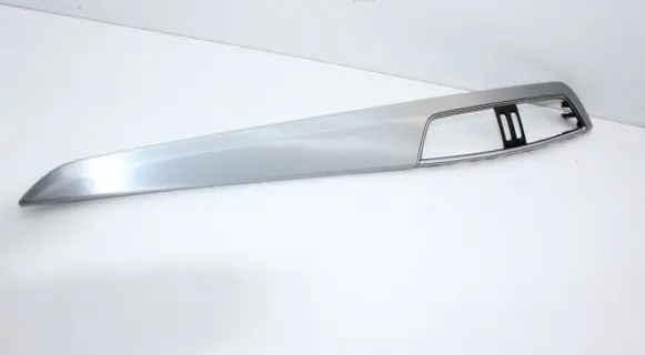 Mercedes-Benz C W204 Dashboard glove box trim