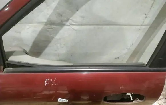 Hyundai Santa Fe Front door glass trim molding 