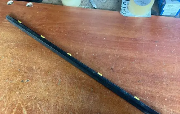 Hyundai i30 Front door glass trim molding