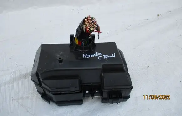Honda CR-V Fuse module T1TE010E0