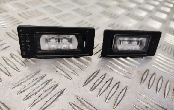 Audi Q5 SQ5 Number plate light 4G0943021