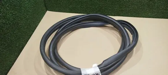 Hyundai Bayon Rubber seal front door (on door)