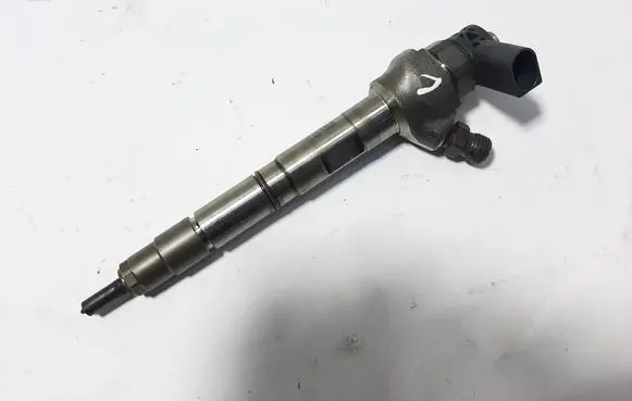 Skoda Superb B8 (3V) Fuel injector 04L130277AD