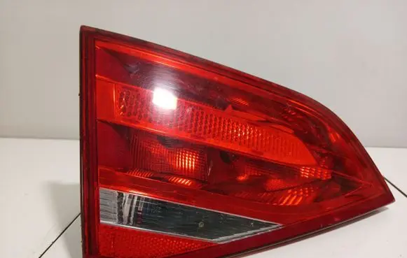 Audi A4 S4 B8 8K Tailgate rear/tail lights 166973