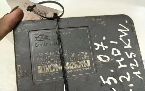 Citroen C5 ABS Pump 10096011653 00403741E0 9659770580