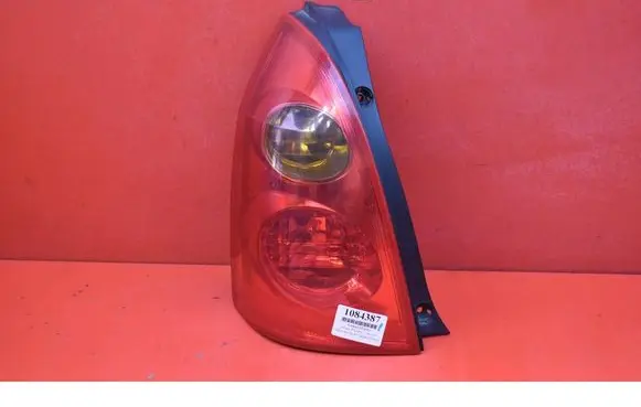 Nissan Primera Rear/tail lights 26555AU40A
