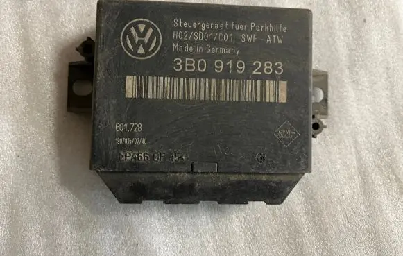 Volkswagen PASSAT B5 Parking PDC control unit/module 3B0919283