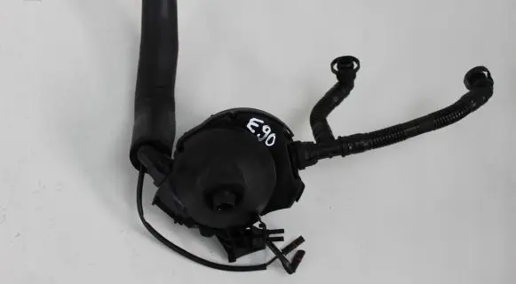BMW 3 E90 E91 Oil breather separator 
