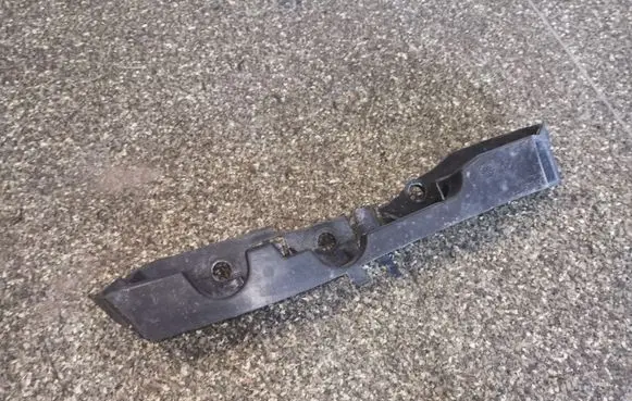 Citroen C5 Front bumper mounting bracket 9681058880