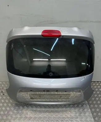 Nissan Juke I F15 Tailgate/trunk/boot lid 24051BV81D