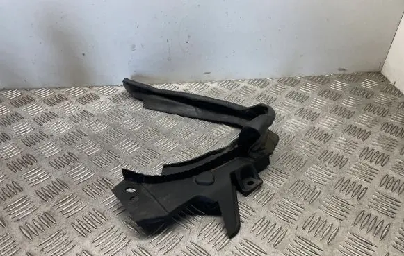 Mini One - Cooper F56 F55 Engine compartment rubber 7300561