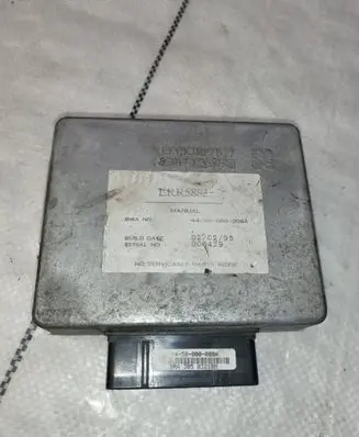 Land Rover Range Rover P38A Transfer box differential control unit Err5882