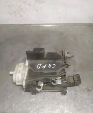 Audi A6 S6 C4 4A Front door lock 4A1837016B