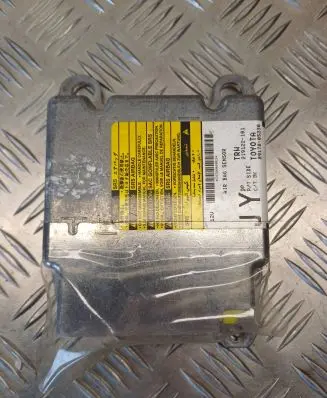Toyota Avensis T270 Airbag control unit/module 8917005230 219122101