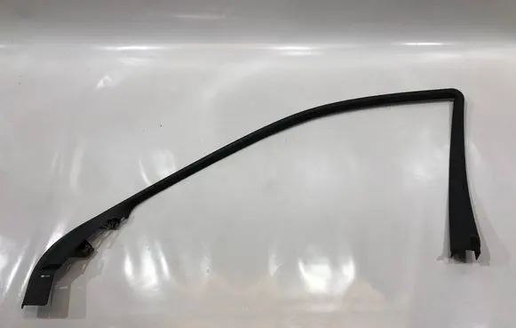 Mercedes-Benz C W203 Other front door trim element 2037250271