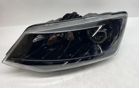 Skoda Fabia Mk3 (NJ) Headlight/headlamp 6V1941016B