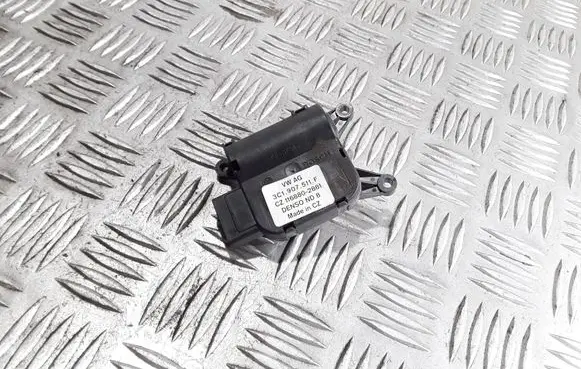 Skoda Yeti (5L) Air flap motor/actuator 3C1907511F