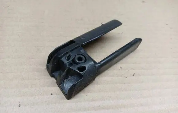 Volkswagen Caddy Sliding door lower roller guide/hinge 2K0843314B ETG5255