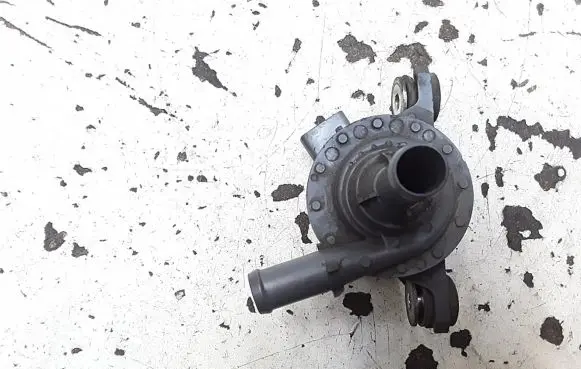Lexus RX 450H Electric auxiliary coolant/water pump g9040520201