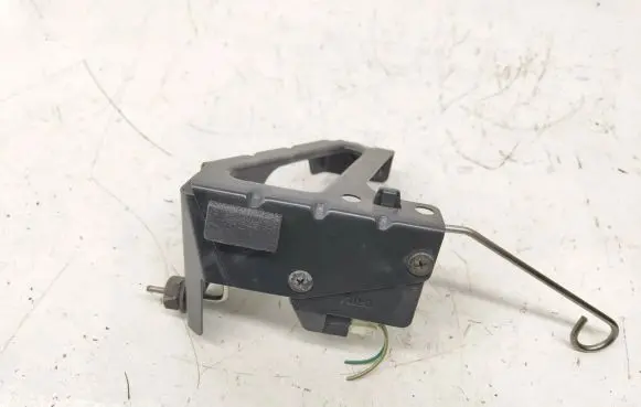 Volvo S40, V40 Front door lock PP30zFV
