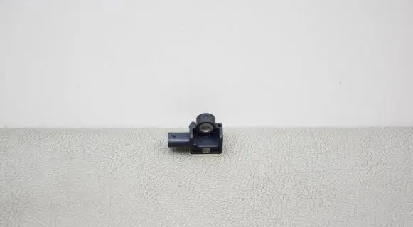 Mercedes-Benz B W246 W242 Airbag deployment crash/impact sensor A1668210151