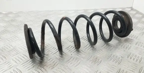 Volkswagen Scirocco Rear coil spring