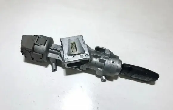 Ford Focus Ignition lock 3m513f880ac 3m51-3f880-ac