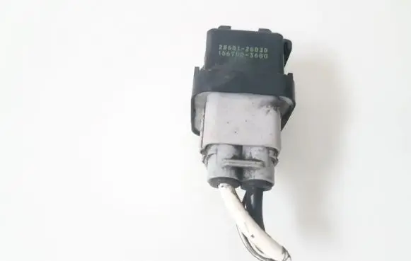 Toyota Corolla E120 E130 Glow plug pre-heat relay 2861067010
