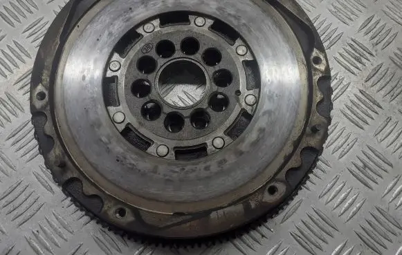 Volvo V40 Cross country Flywheel