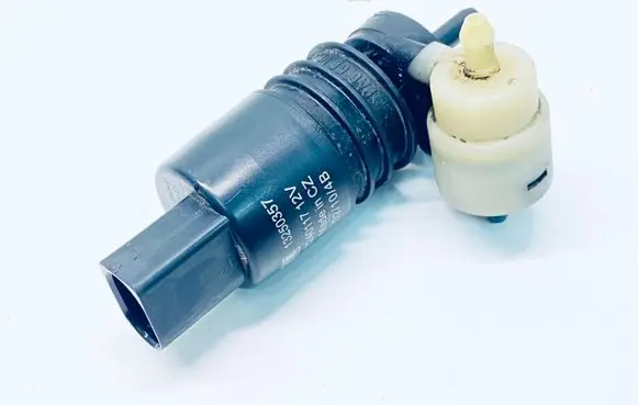 Opel Insignia A Windscreen/windshield washer pump 13250357