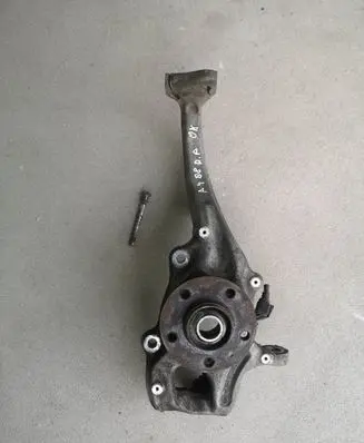 Audi A4 S4 B8 8K Front wheel hub spindle knuckle 8K0407258E