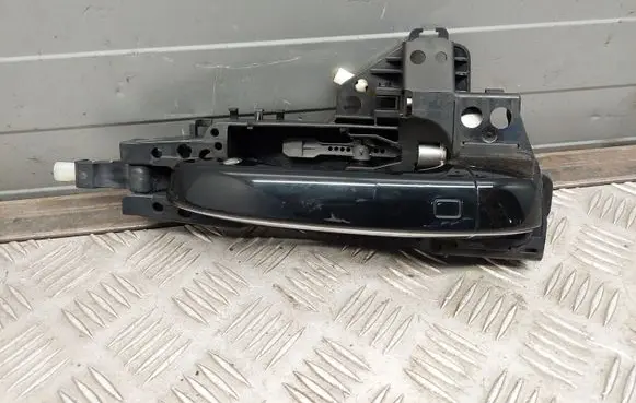 Audi A8 S8 D4 4H Rear door exterior handle 4H0839886