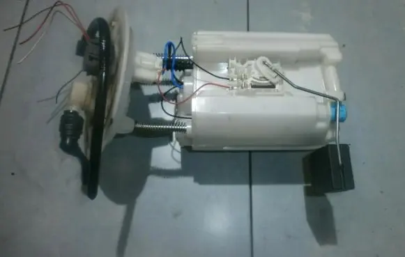 Toyota Prius (XW10) In-tank fuel pump 7702047041