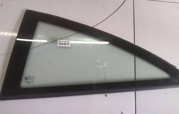 Opel Corsa D Rear side window AS2