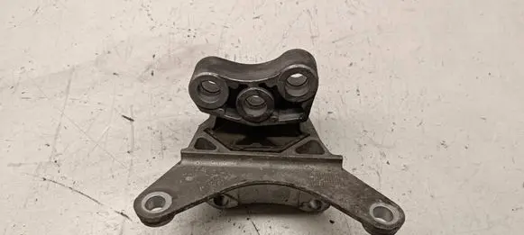 Alfa Romeo Giulietta Engine mount bracket 