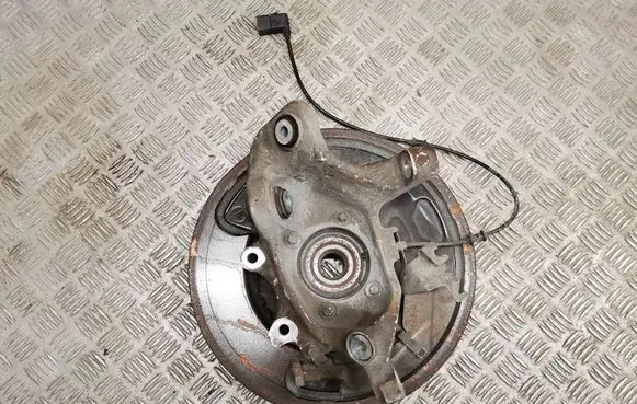Mercedes-Benz EQC Rear wheel hub A2133503205