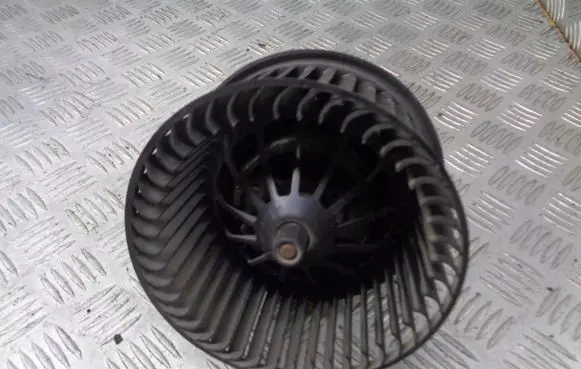 Ford Focus C-MAX Front door blower motor 3M5H-18456-EC