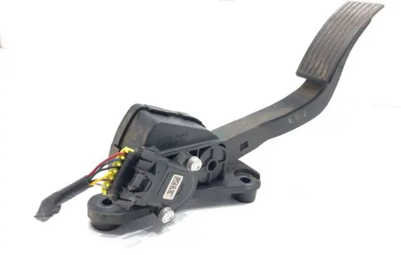KIA Soul Accelerator throttle pedal EGID0612K300