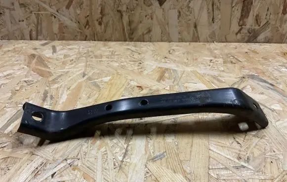 Audi A6 S6 C6 4F Radiator support slam panel bracket 4F0809892A