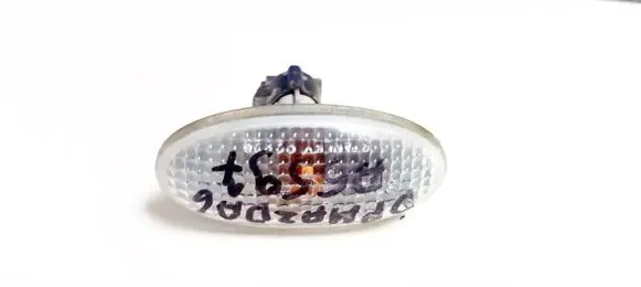Mazda 6 Front fender indicator light