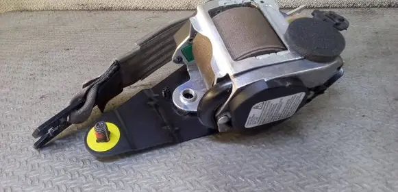 Volvo XC90 Rear seatbelt 601239400