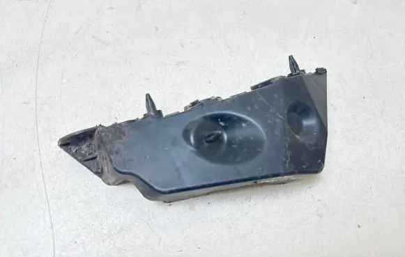 Ford C-MAX II Front bumper mounting bracket AM5117D959A D2A3B